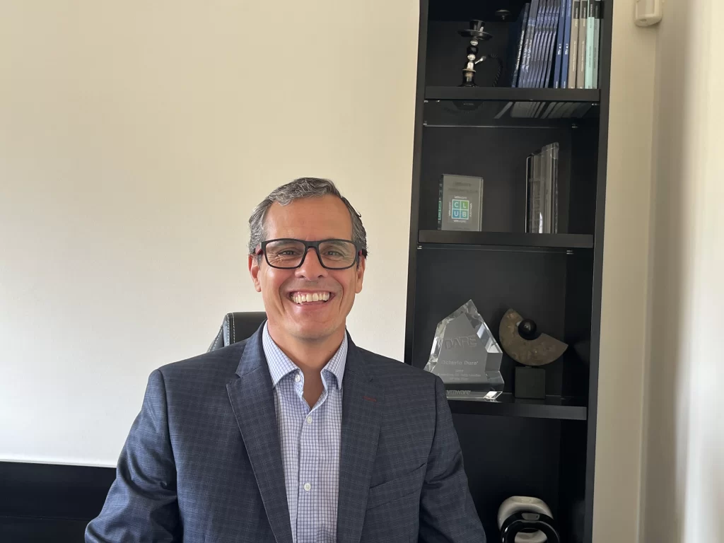 Confianza Cero en la era Cloud: el gran desafío de 2023 2 Por Lic. Octavio Duré Solution Engineering Director –Latam Sur